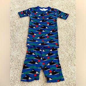 Hanna Andersson orca whale pajamas size 140 (10)